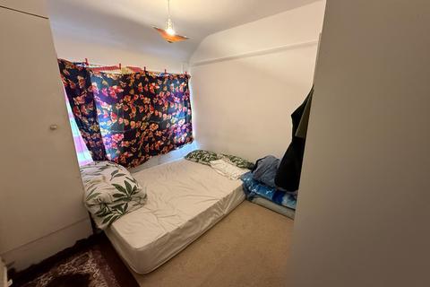 37 Argyll Road, Chadderton, Oldham, OL9 8AJ