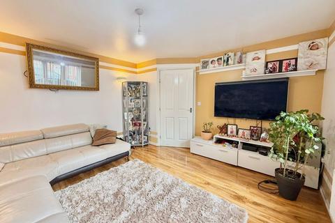 undefined, Guardian Way, Luton