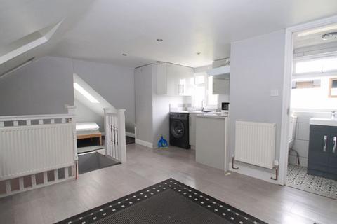 52 Jeymer Drive, Greenford, UB6 8NS