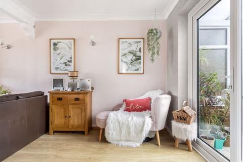 5 bedroom semi-detached house for sale, Cranfield Crescent, Cuffley EN6