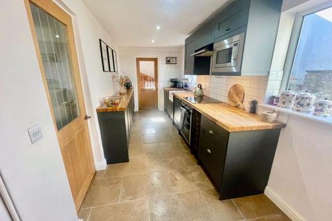 3 bedroom semi-detached house for sale, The Hollow, Drybrook GL17