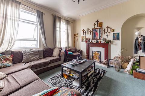 2 bedroom flat for sale, Ashburton Road, Southsea