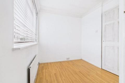 undefined, Merrals Wood Road, Rochester