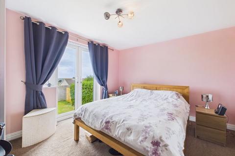 2 bedroom bungalow for sale, Mount Ambrose, Redruth - Spacious detached double fronted bungalow