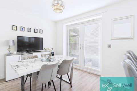 3 bedroom semi-detached house for sale, Magnalls Fold Close, Manchester M28