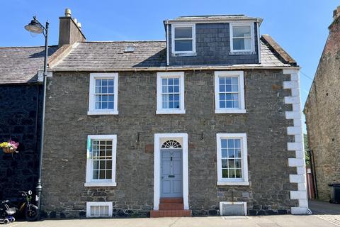 5 bedroom terraced house for sale, 21 Castle Street, Kirkcudbright