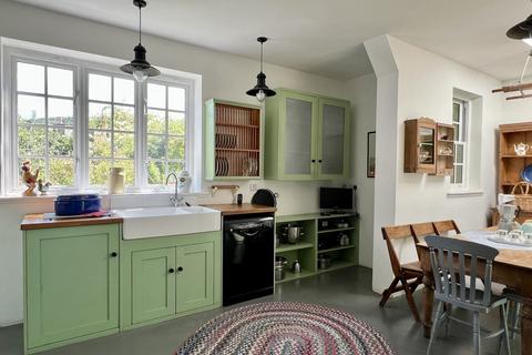 5 bedroom terraced house for sale, 21 Castle Street, Kirkcudbright