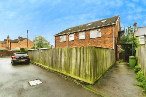 Lynn Road, Wisbech, Cambs, PE13 3DY