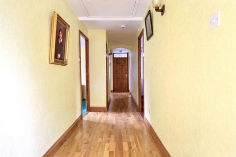 4 bedroom detached house for sale, Brize Norton Road, Witney OX29