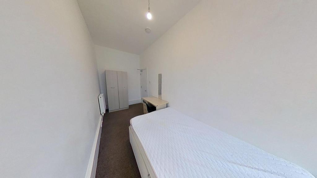 Apartment in Edinburgh, Leith Central - View 5
