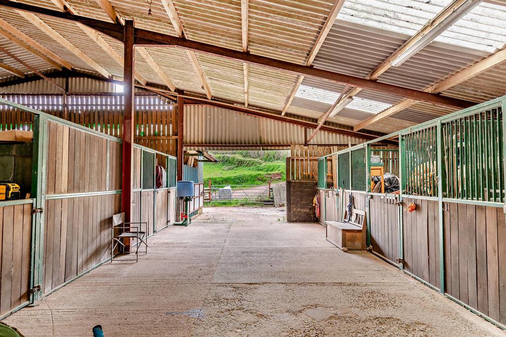 8593097-interior08-800.jpg