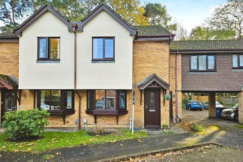 undefined, Wynne Gardens, Church Crookham, Fleet
