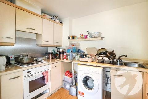 2 bedroom flat for sale, Macarthur Close, Erith, DA8