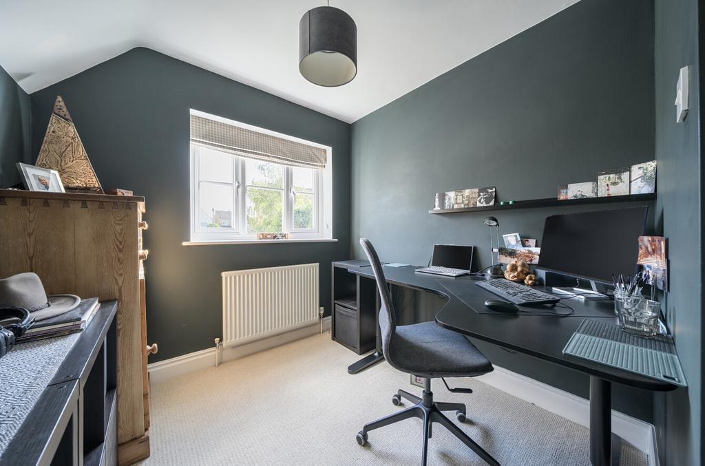 Bedroom/Study