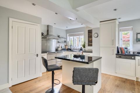 5 Hicks Close, Hailey, Witney, OX29 9TB