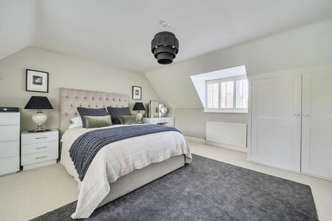 5 Hicks Close, Hailey, Witney, OX29 9TB