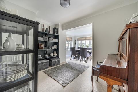 5 Hicks Close, Hailey, Witney, OX29 9TB