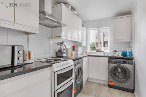 undefined, Waltham Cross EN8