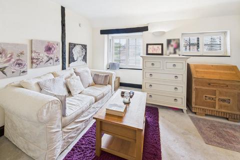 1 bedroom cottage for sale, High Street, Chalfont St. Giles, Buckinghamshire, HP8