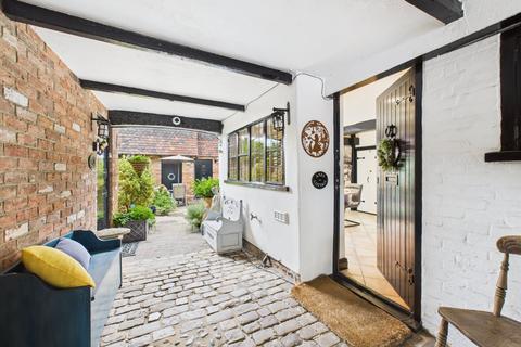 undefined, High Street, Chalfont St. Giles, Buckinghamshire, HP8