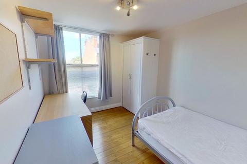 5 bedroom house to rent, Nottingham NG7