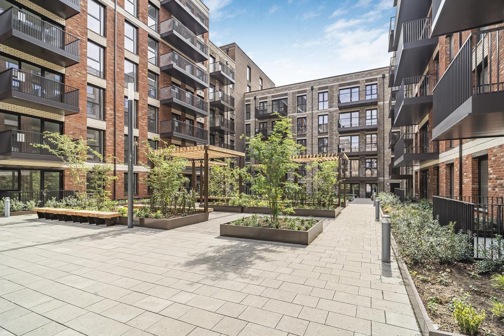 Arora  Clapham Park 107  Flat 32-34