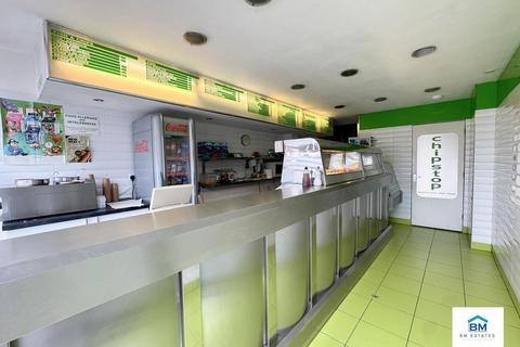 Retail property (high street) for sale, 184 Fosse Rd N Leicester LE3 5ES