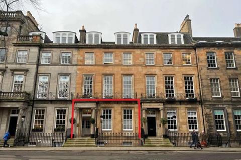 Office to rent, 19-20 Rutland Sq Edinburgh EH1 2BB
