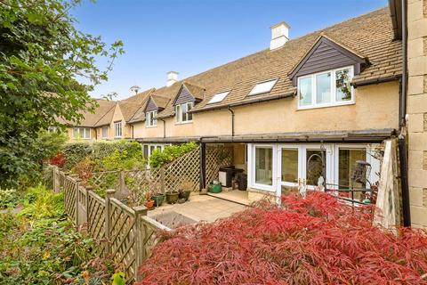 2 bedroom retirement property for sale, Butt Street, Minchinhampton, Stroud