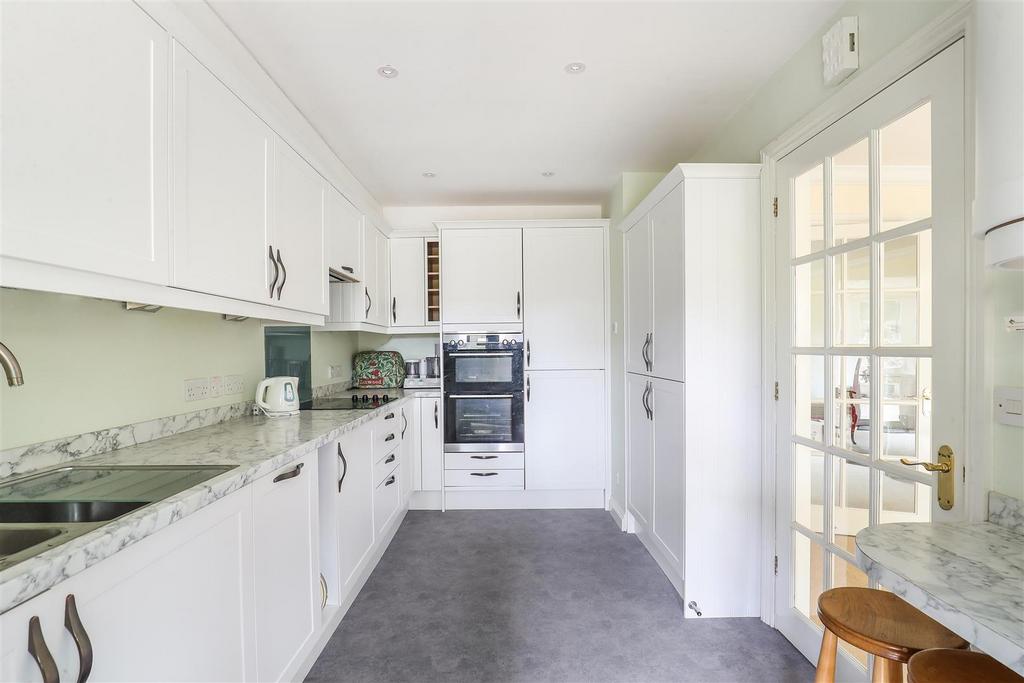 Sketch Ph26 6164706.jpg