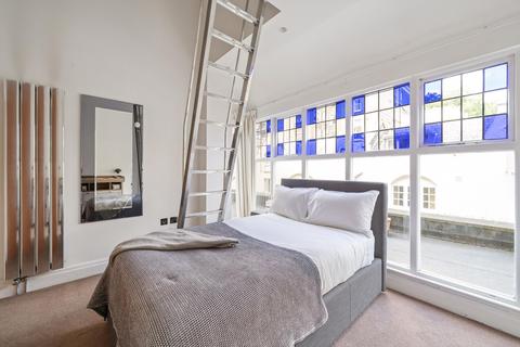 2 bedroom flat for sale, Harrington Gardens, London SW7