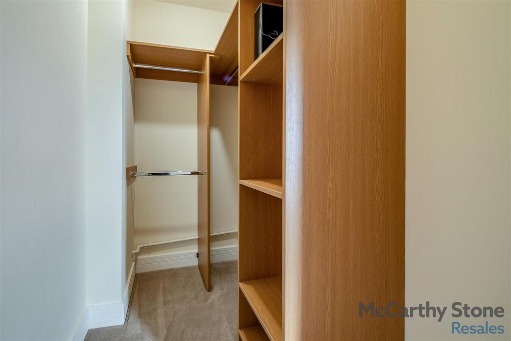 8661785-interior01.jpg