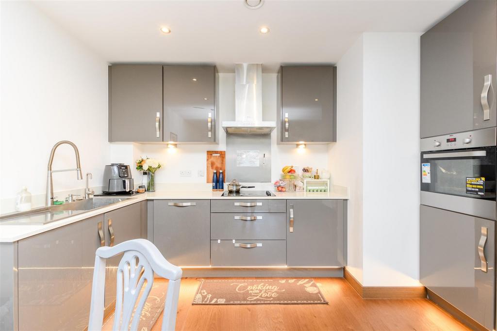 Lounge/Kitchen