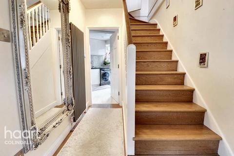undefined, Cressingham Road, Edgware, HA8