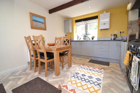 2 bedroom terraced house for sale, Thackley, Thackley BD10
