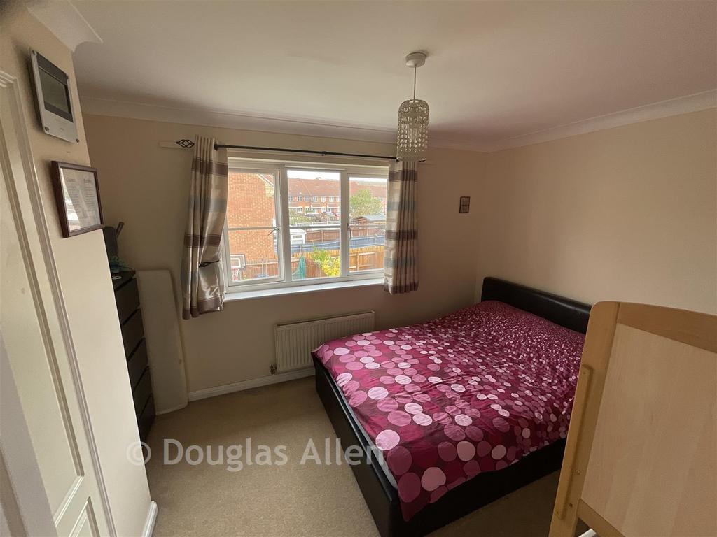 Bedroom 1a