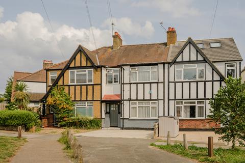 3 bedroom terraced house for sale, Burstow Road, London SW20