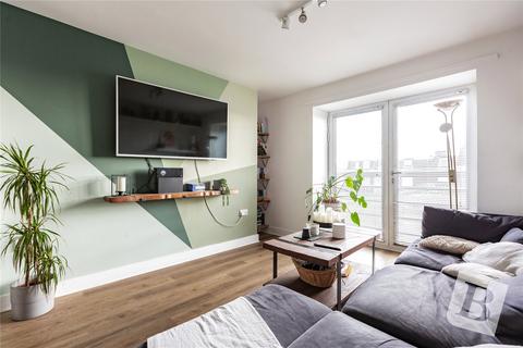 1 bedroom apartment for sale, The Wave, Market Avenue, Wickford, Essex, SS12