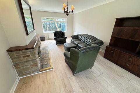 undefined, Ashfield Road, Shipley, BD18