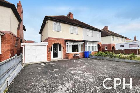 3 bedroom semi-detached house for sale, Newlands Avenue, Scarborough, YO12