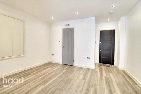 undefined, Bentinck Road, West Drayton