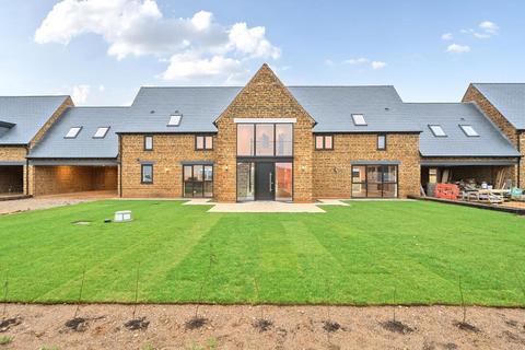 5 bedroom detached house for sale, Alkerton Barn Cottages,  Oxfordshire,  OX15