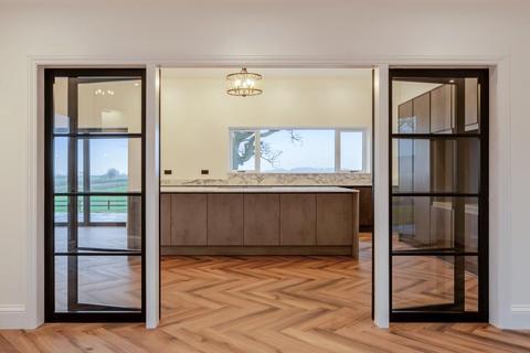 3 bedroom detached house for sale, Alkerton,  Oxfordshire,  OX15