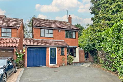 10 Griffiths Drive, Wombourne, Wolverhampton, WV5 0JW
