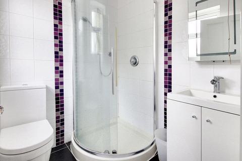 17 Wickham Avenue, Croydon, CR0 8TZ