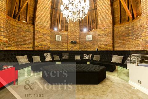 undefined, Princess Park Manor, New Southgate, London, N11