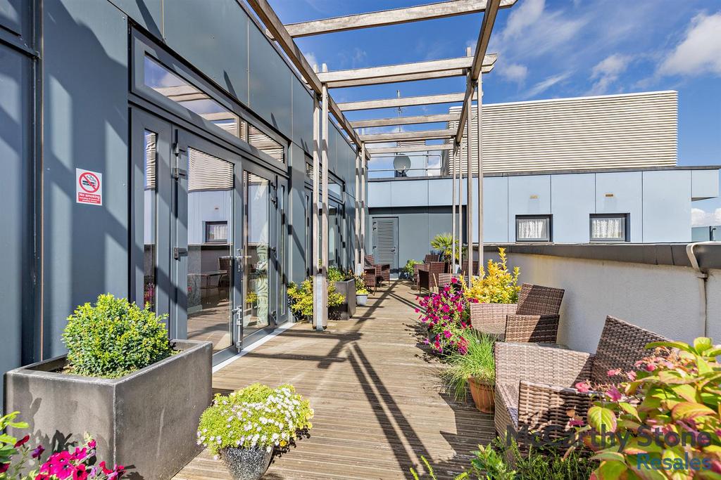 8661666-exterior07-800.jpg