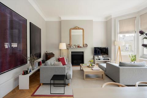 2 bedroom flat for sale, Cadogan Gardens, London, SW3