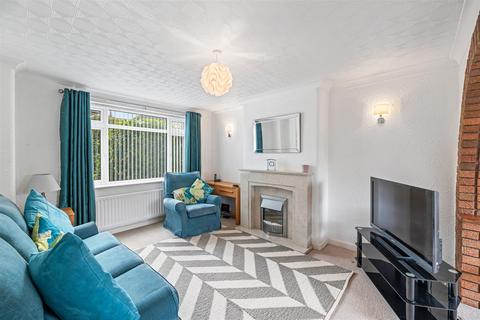 3 bedroom semi-detached house for sale, Moore Avenue, Thelwall, Warrington