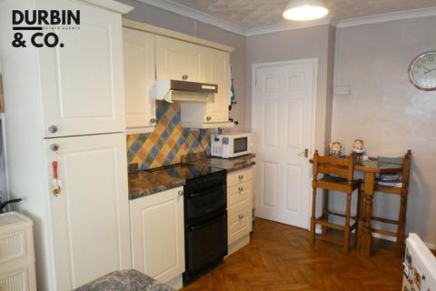 undefined, Boi Close, Mountain Ash
